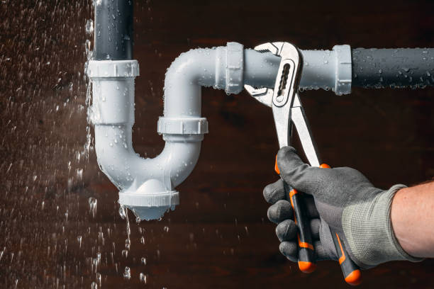 Professional Leak Detection technician working in Marshall, VA